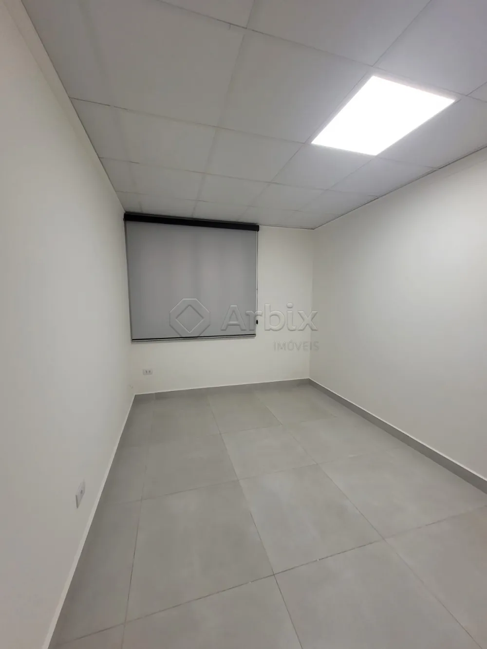 Alugar Comercial / Sala Comercial em Condom&iacute;nio em Santa B&aacute;rbara D`Oeste R$ 1.004,15 - Foto 1